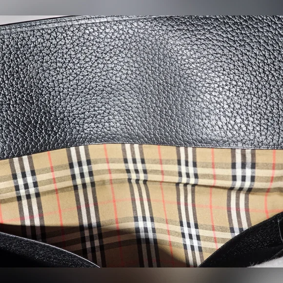 ❤️EUC Burberry Unisex leather Long Wallet - Picture 3 of 14